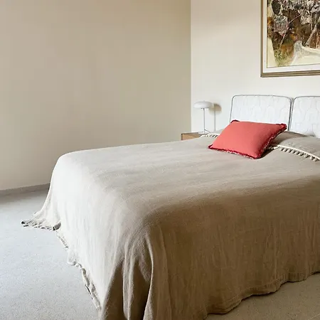 Spacious Luxury Apartment *